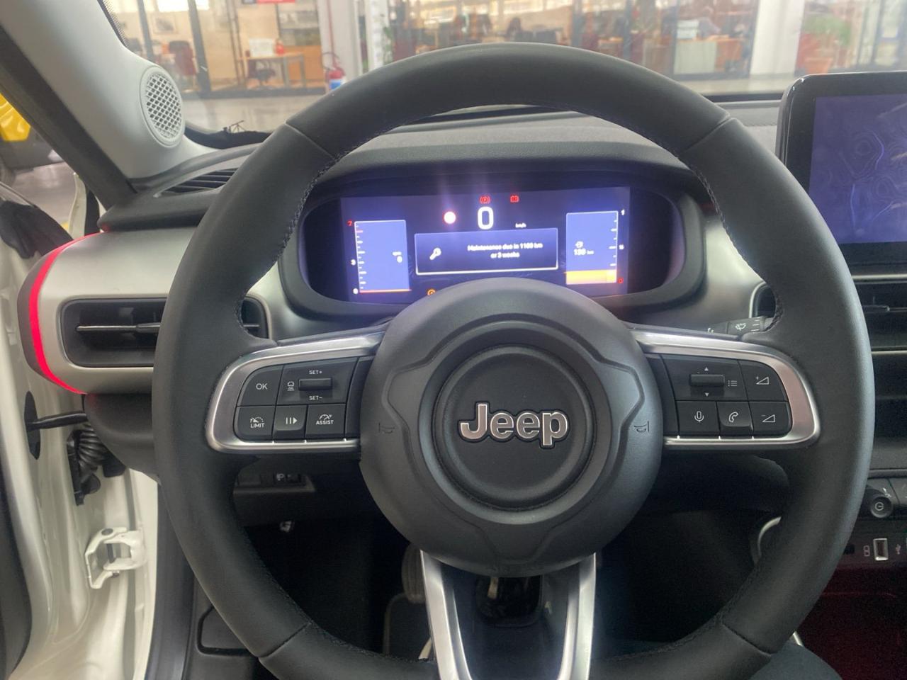 Jeep Jeep Avenger usata 13