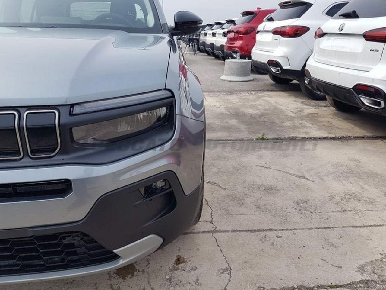 Jeep Jeep Avenger usata 9