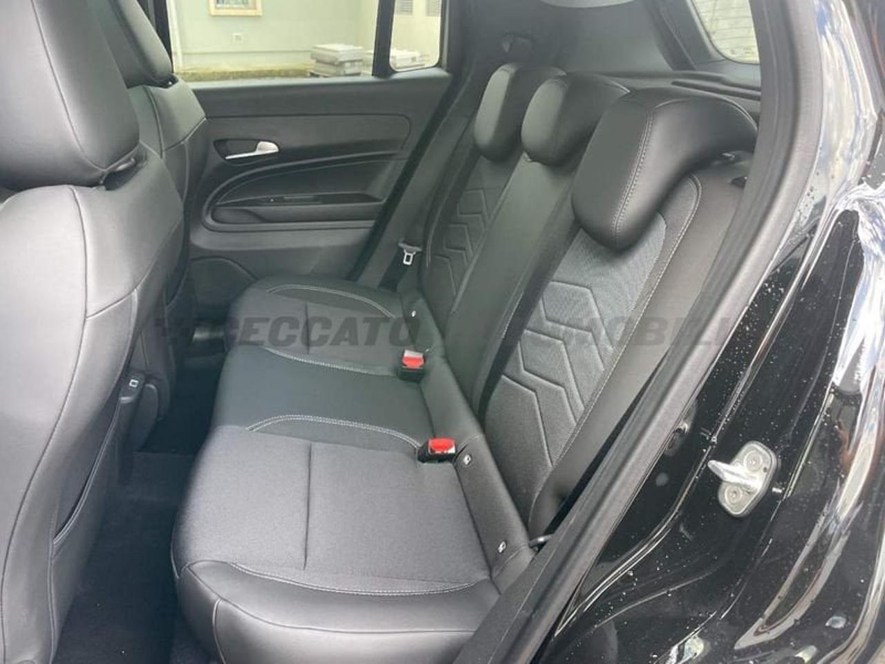 Jeep Jeep Avenger usata, con fendinebbia