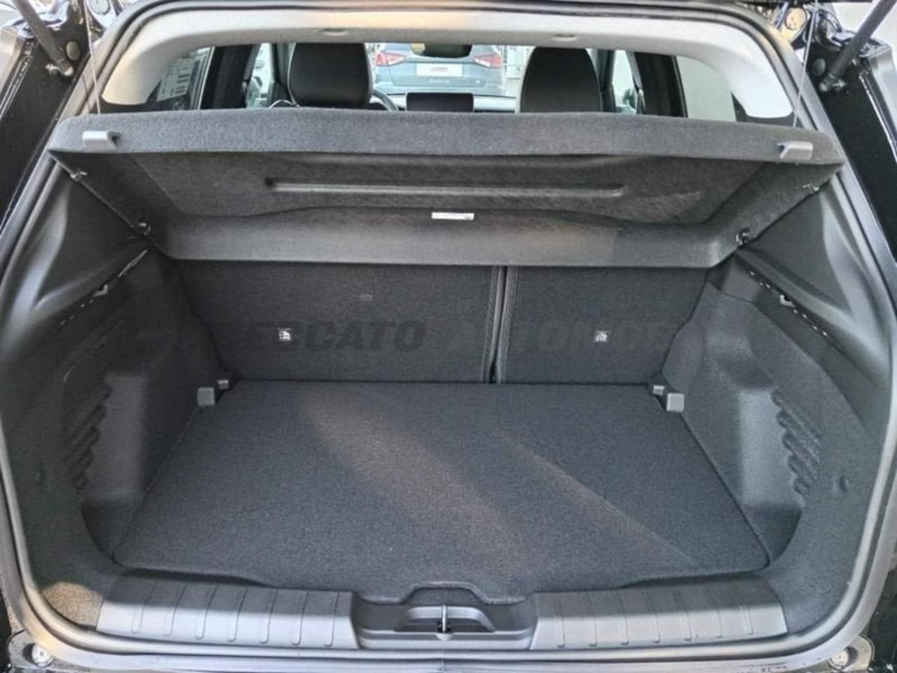 Jeep Jeep Avenger usata 13