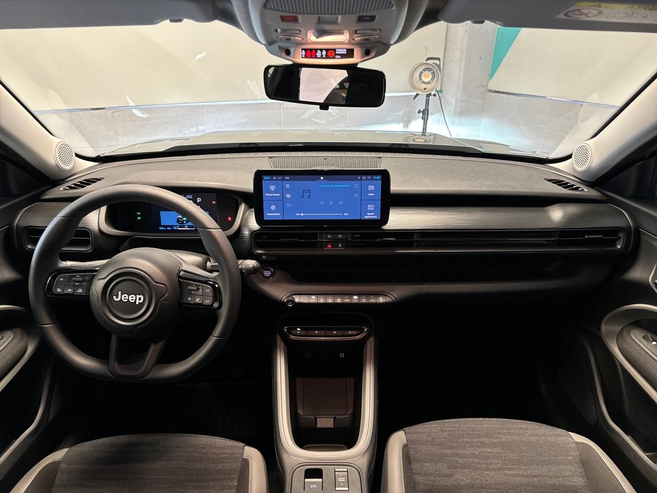 Jeep Jeep Avenger usata 18