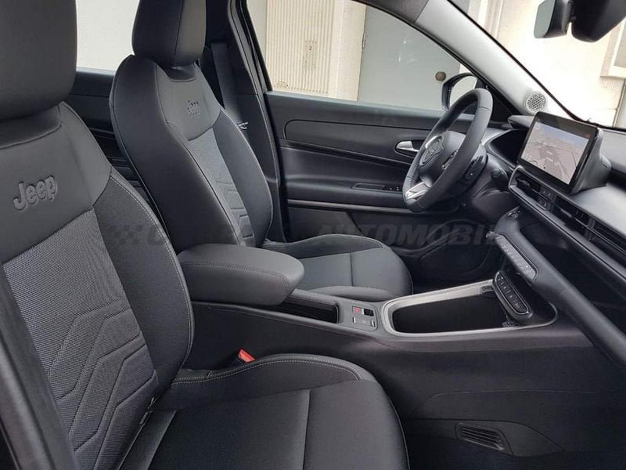 Jeep Jeep Avenger usata 17