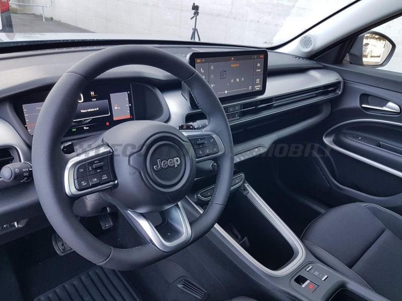 Jeep Jeep Avenger usata 12