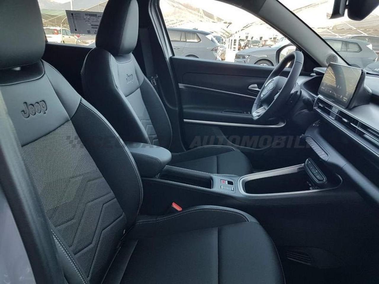 Jeep Jeep Avenger usata 16