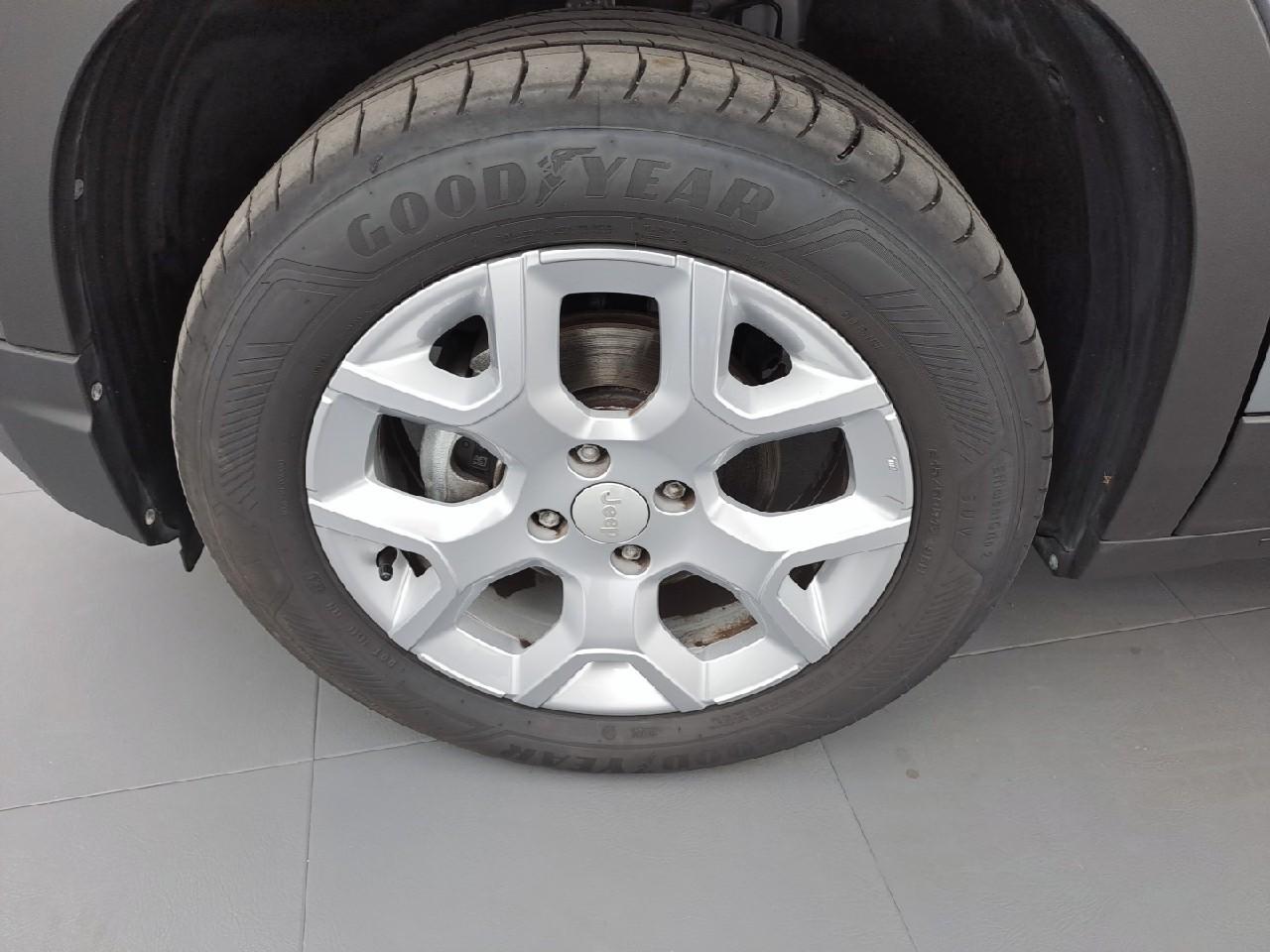 Jeep Jeep Avenger usata, con 4 freni a disco con 2 dischi ventilati