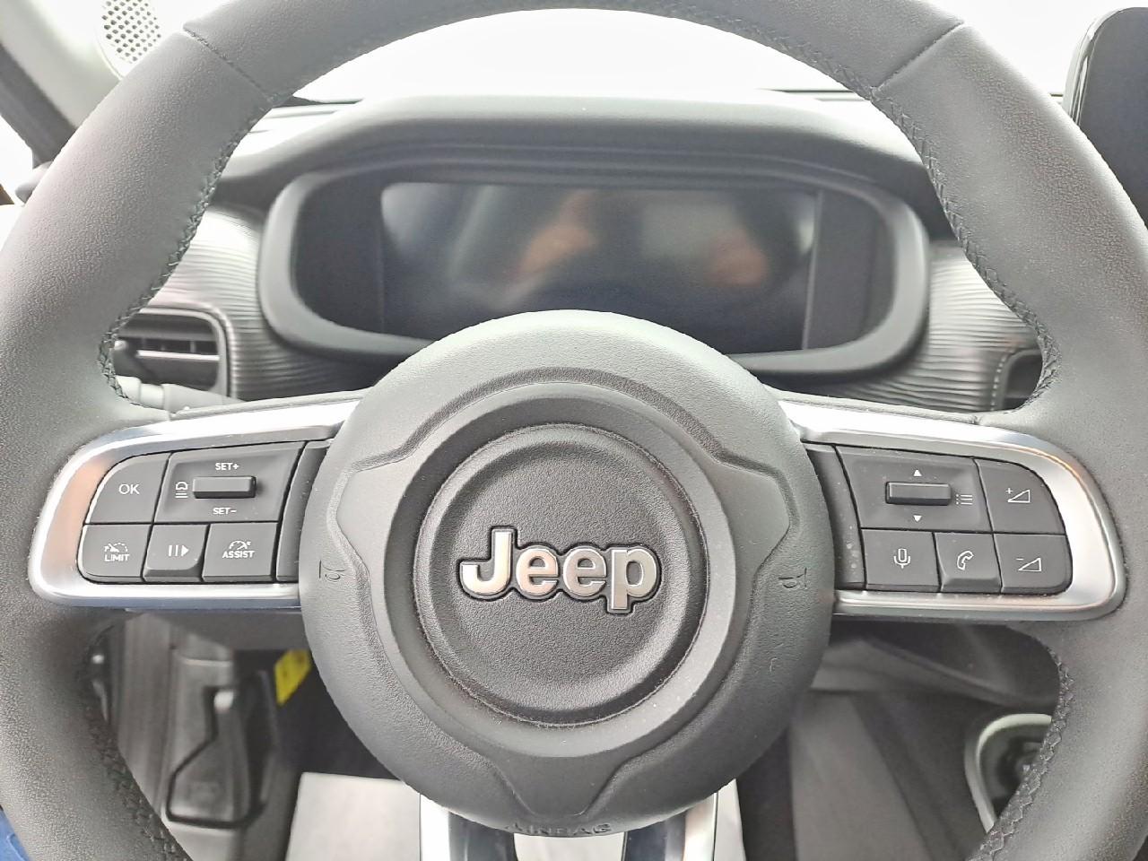Jeep Jeep Avenger usata, con 6 altoparlanti