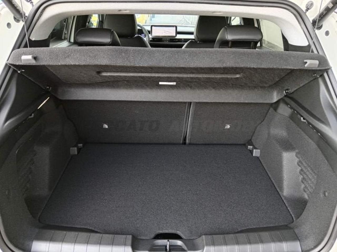 Jeep Jeep Avenger usata, con fendinebbia