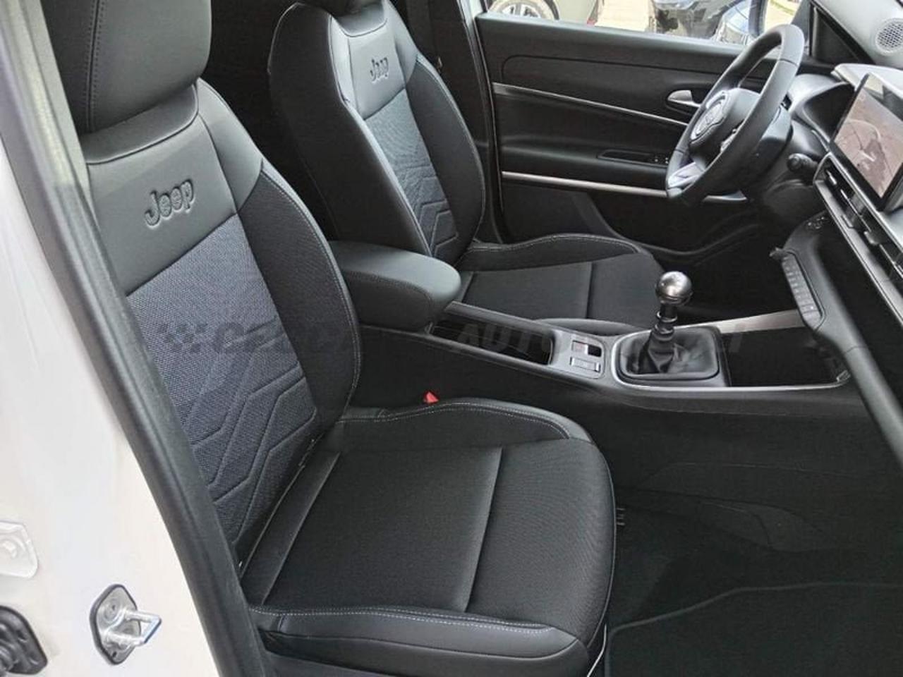 Jeep Jeep Avenger usata 18