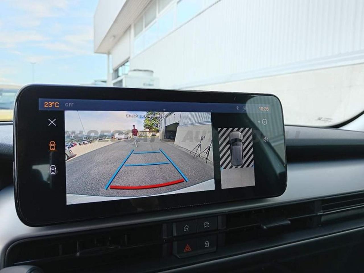 Jeep Jeep Avenger usata 25