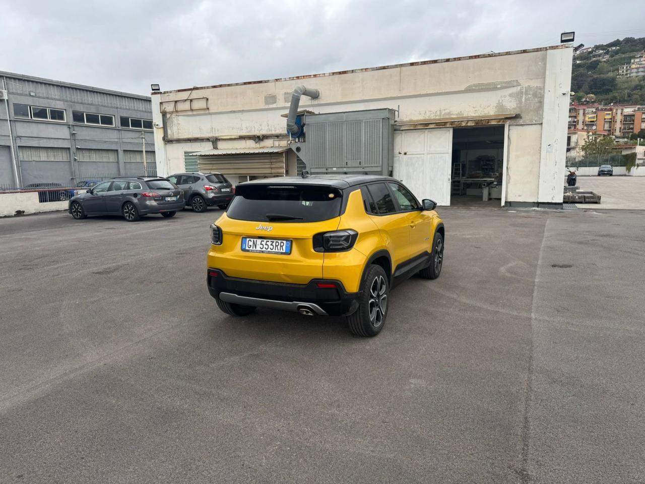 Jeep Jeep Avenger usata 26