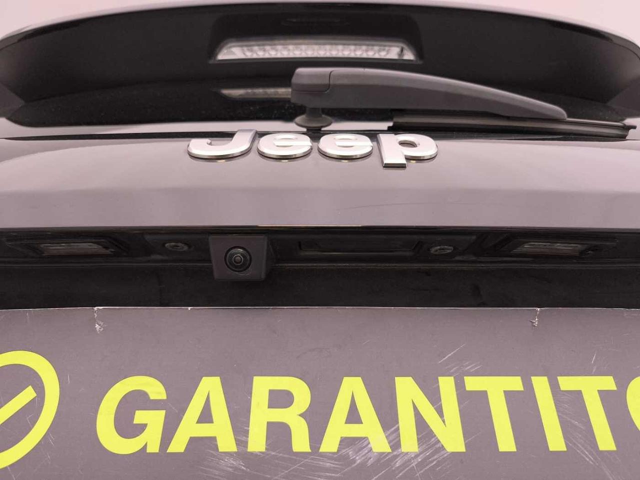 Jeep Jeep Avenger usata, con fari fendinebbia