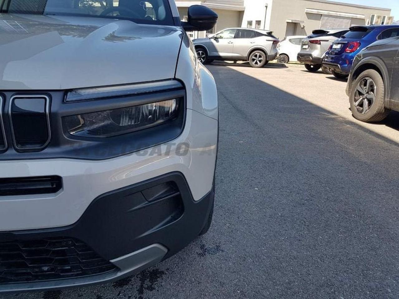 Jeep Jeep Avenger usata 9