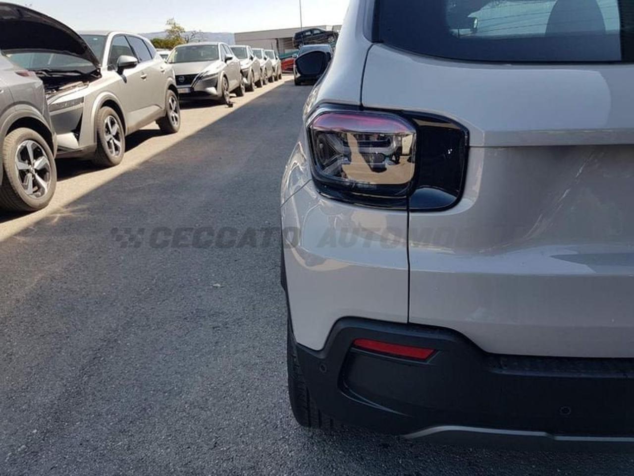 Jeep Jeep Avenger usata 10