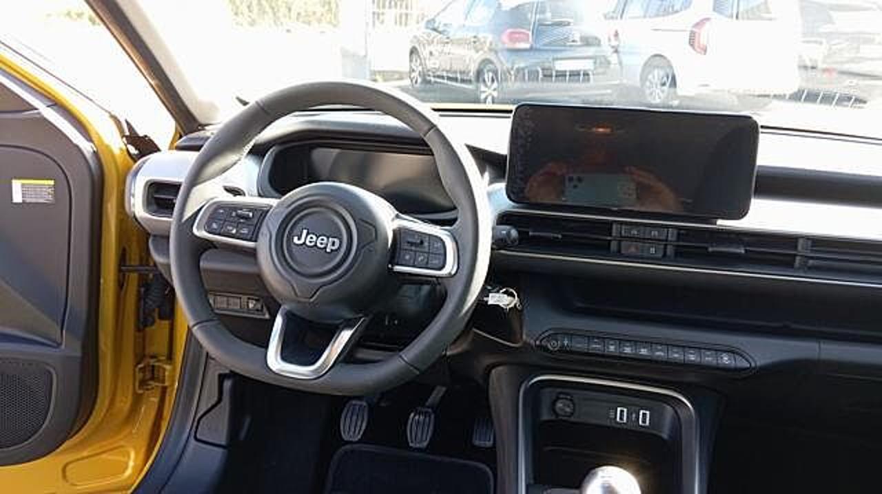 Jeep Jeep Avenger usata 28