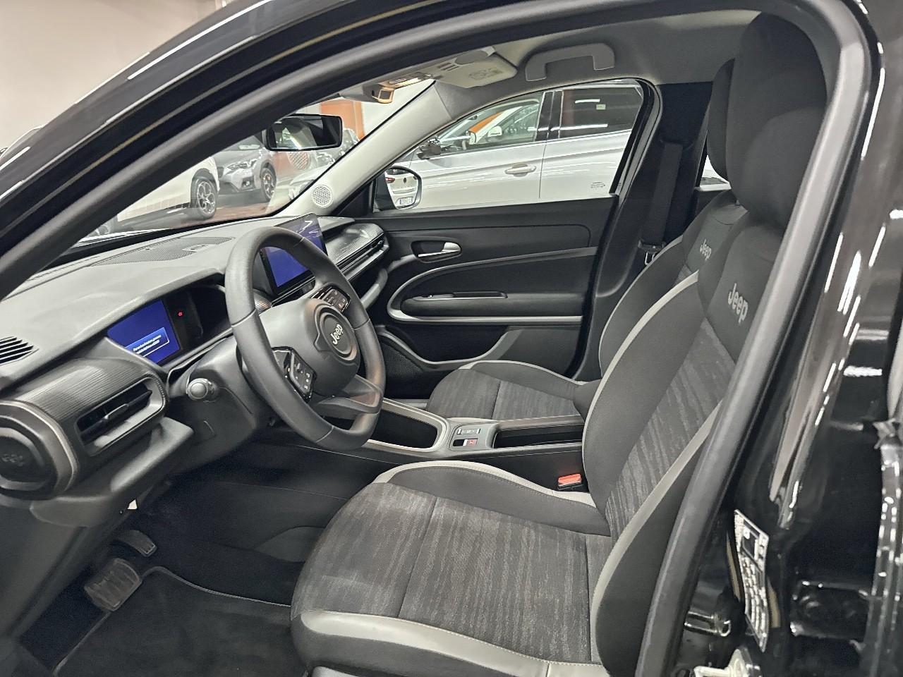 Jeep Jeep Avenger usata 20