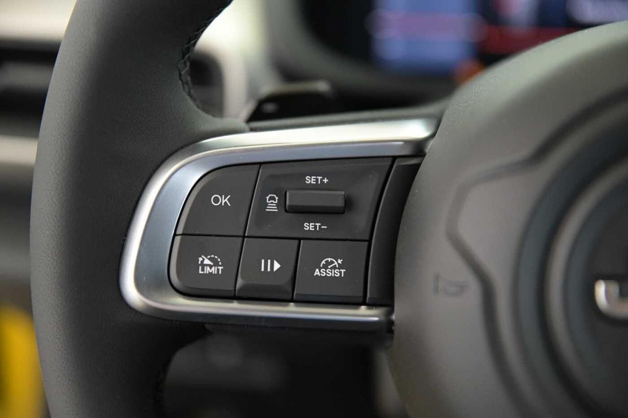 Jeep Jeep Avenger usata 7