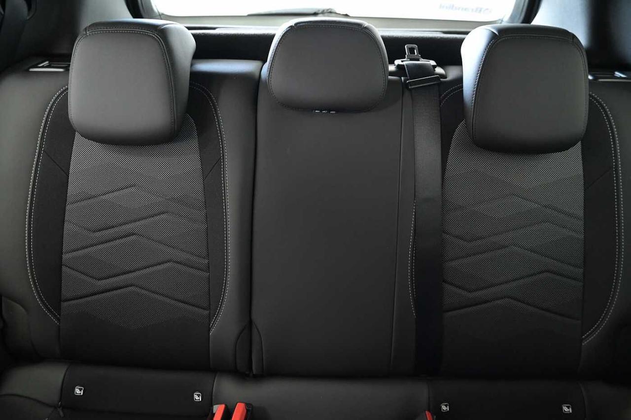 Jeep Jeep Avenger usata 17