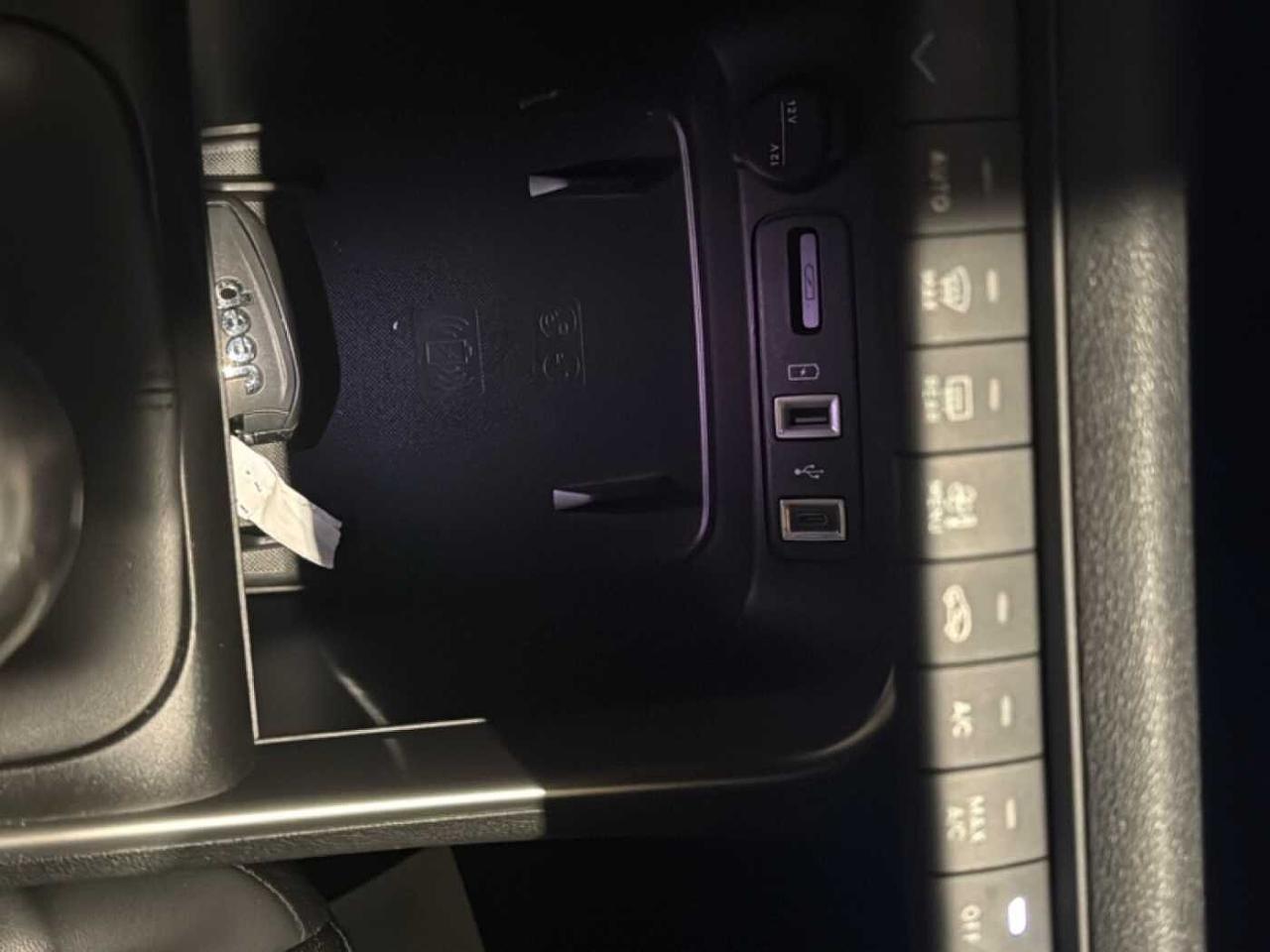 Jeep Jeep Avenger usata 10