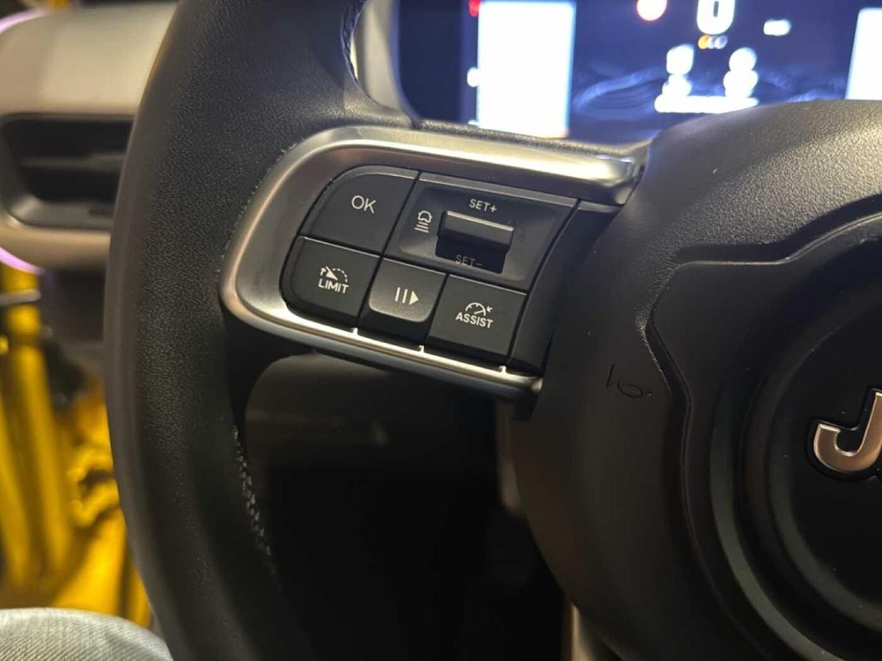 Jeep Jeep Avenger usata 13