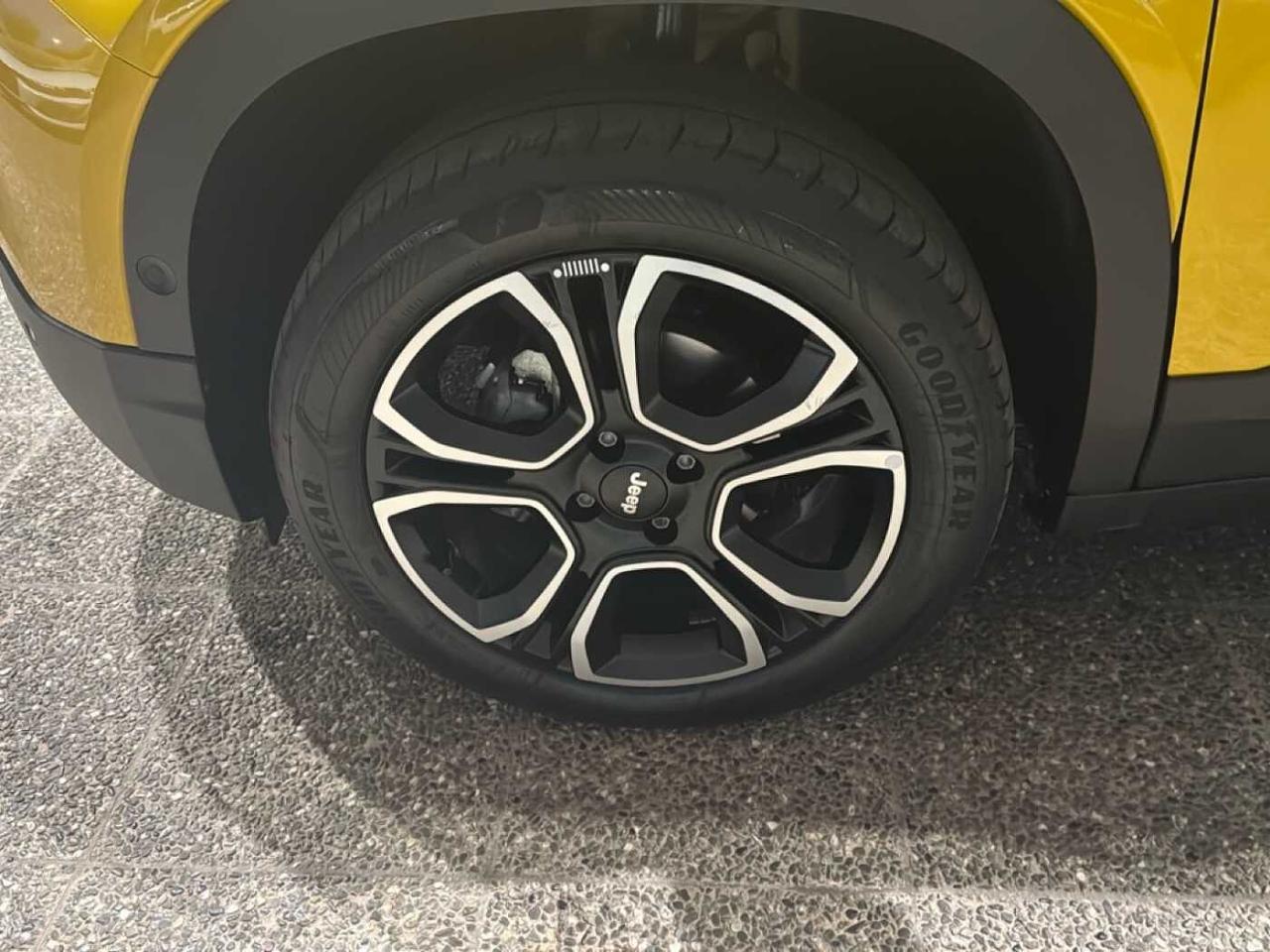 Jeep Jeep Avenger usata 15