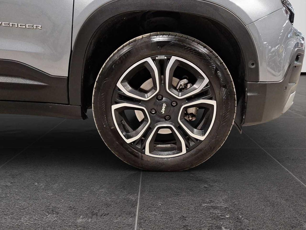 Jeep Jeep Avenger usata 14