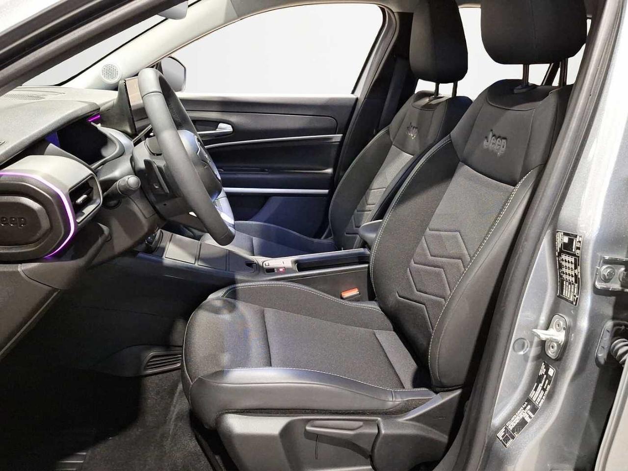 Jeep Jeep Avenger usata 26