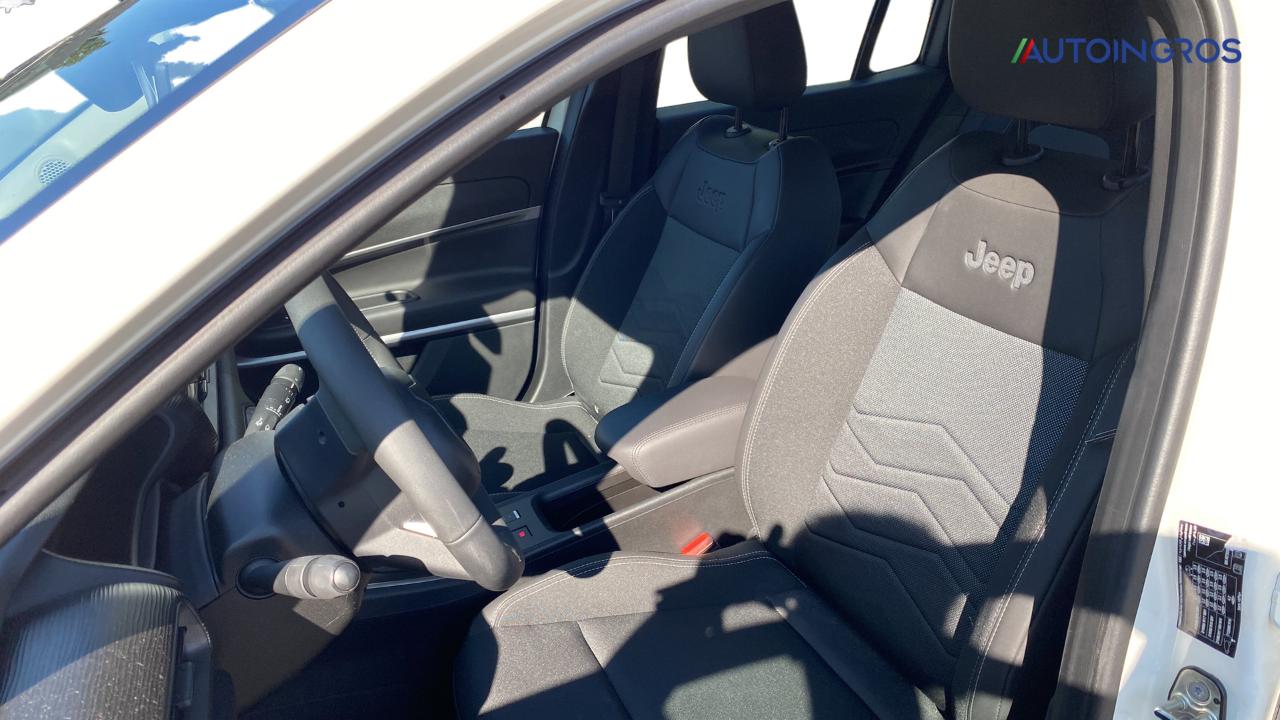 Jeep Jeep Avenger usata 2