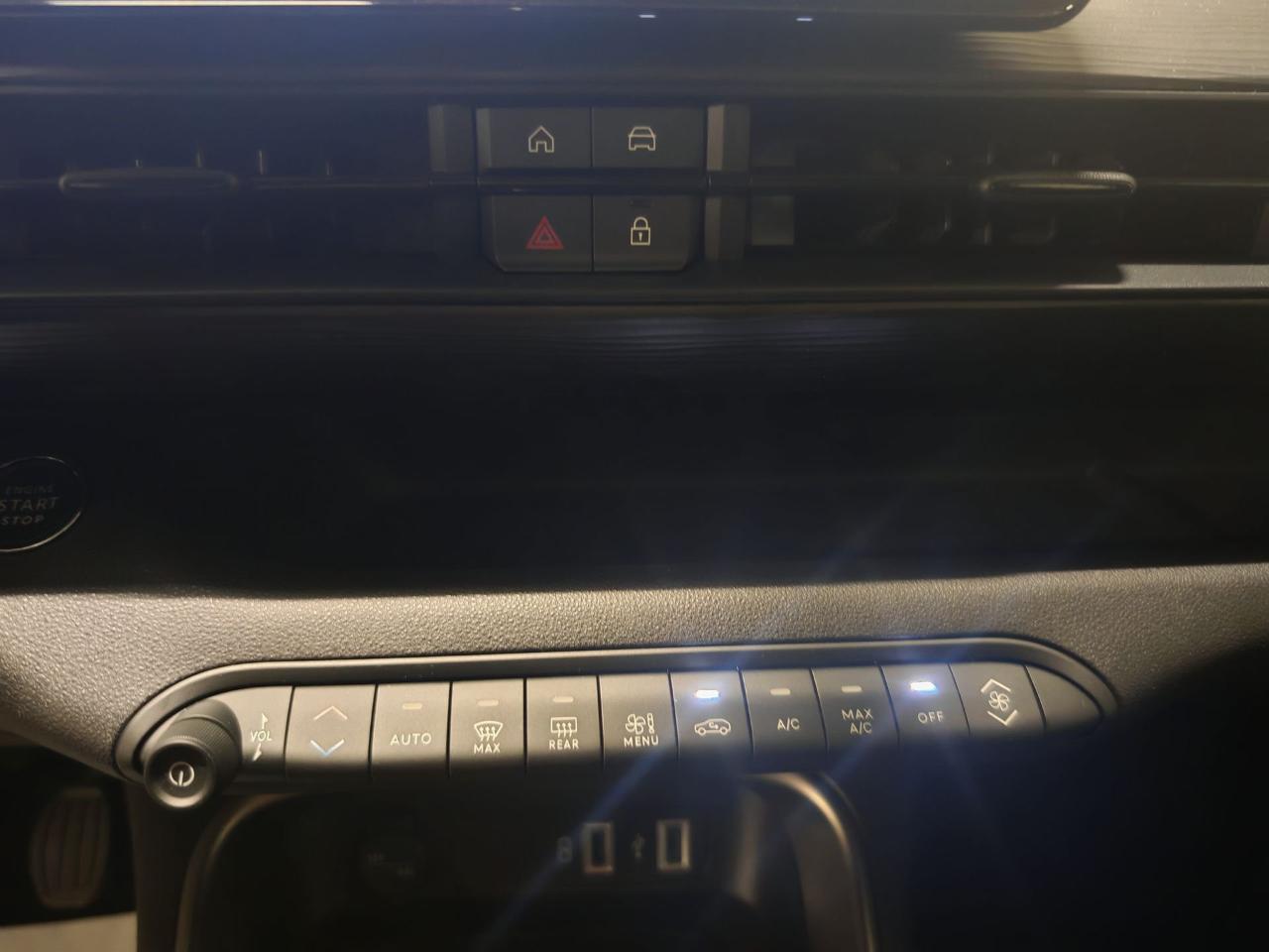 Jeep Jeep Avenger usata 9