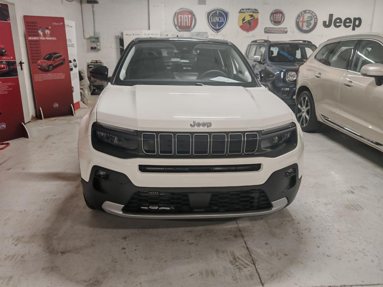 Jeep Jeep Avenger usata 11