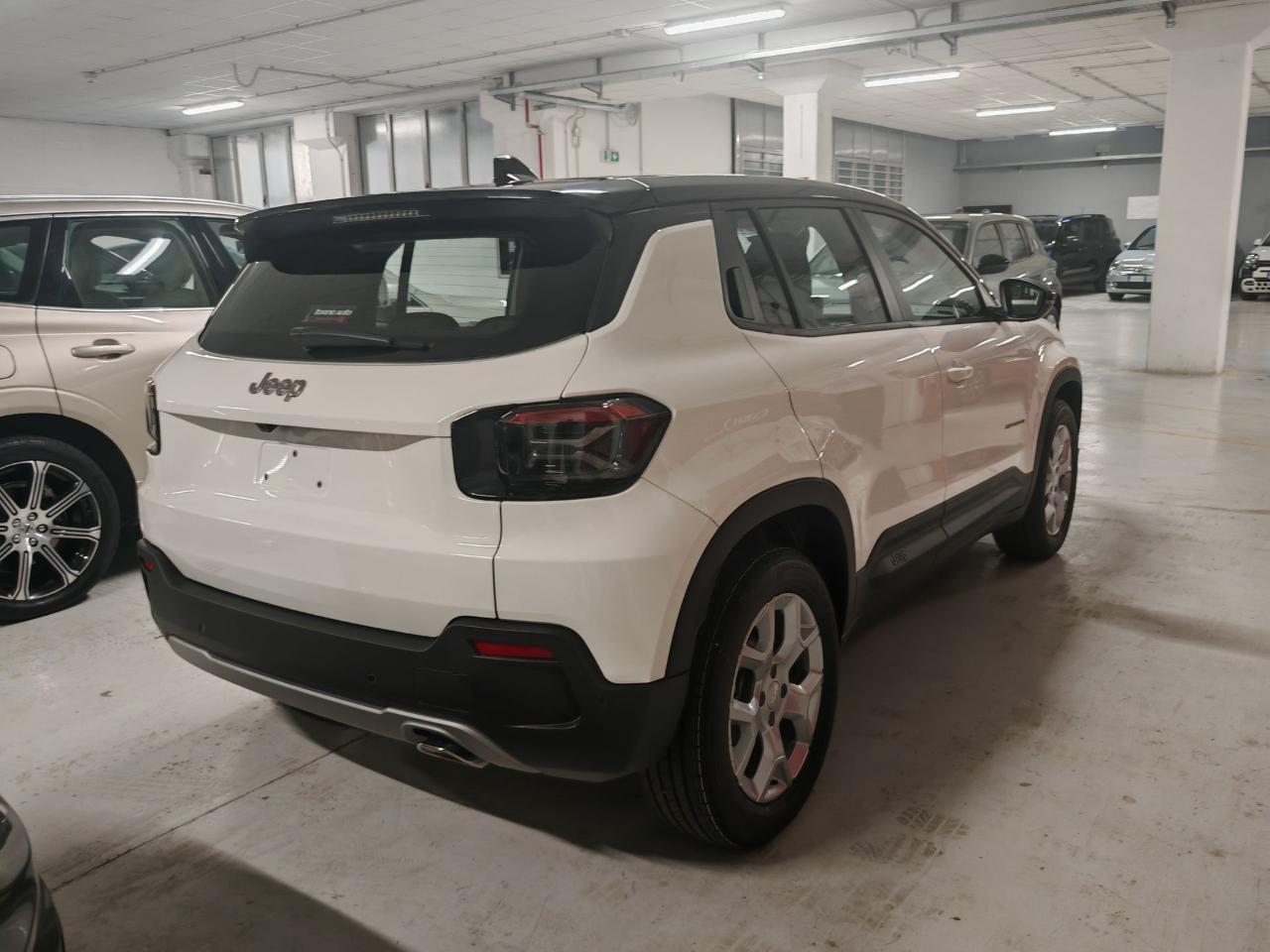 Jeep Jeep Avenger usata 17