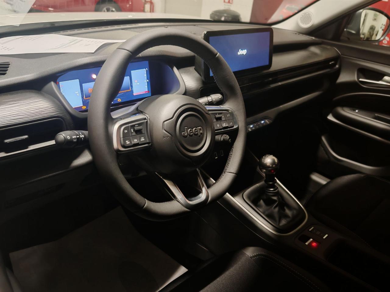 Jeep Jeep Avenger usata 19