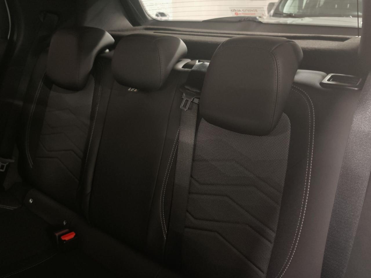 Jeep Jeep Avenger usata 21