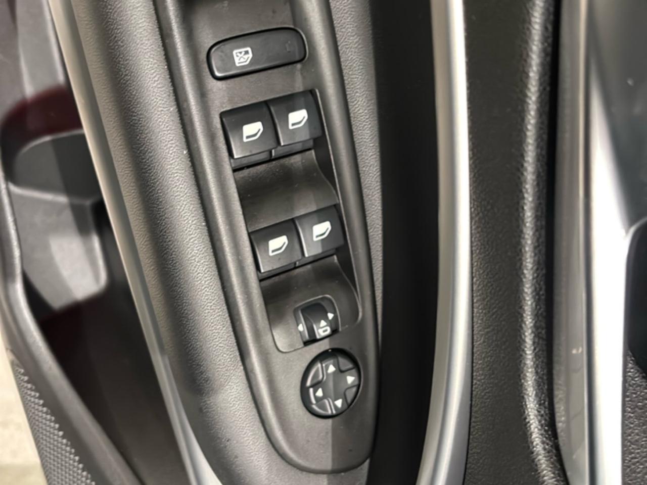 Jeep Jeep Avenger usata 12