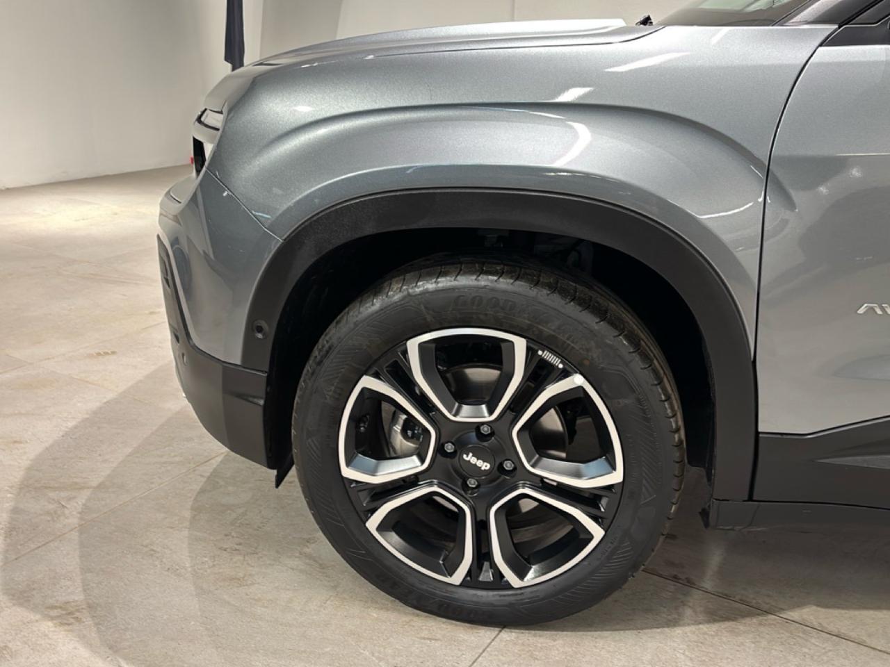 Jeep Jeep Avenger usata 18