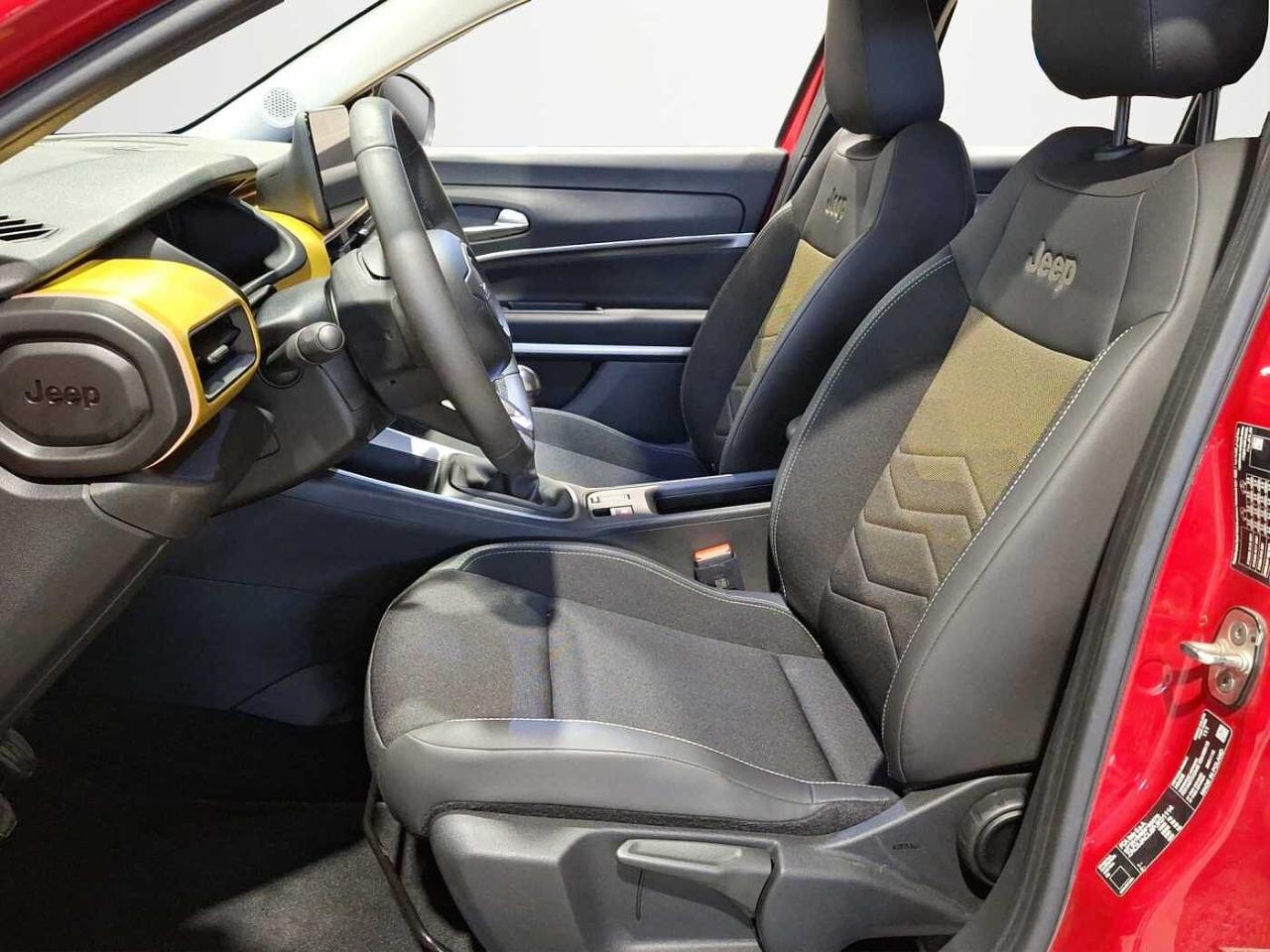 Jeep Jeep Avenger usata 26