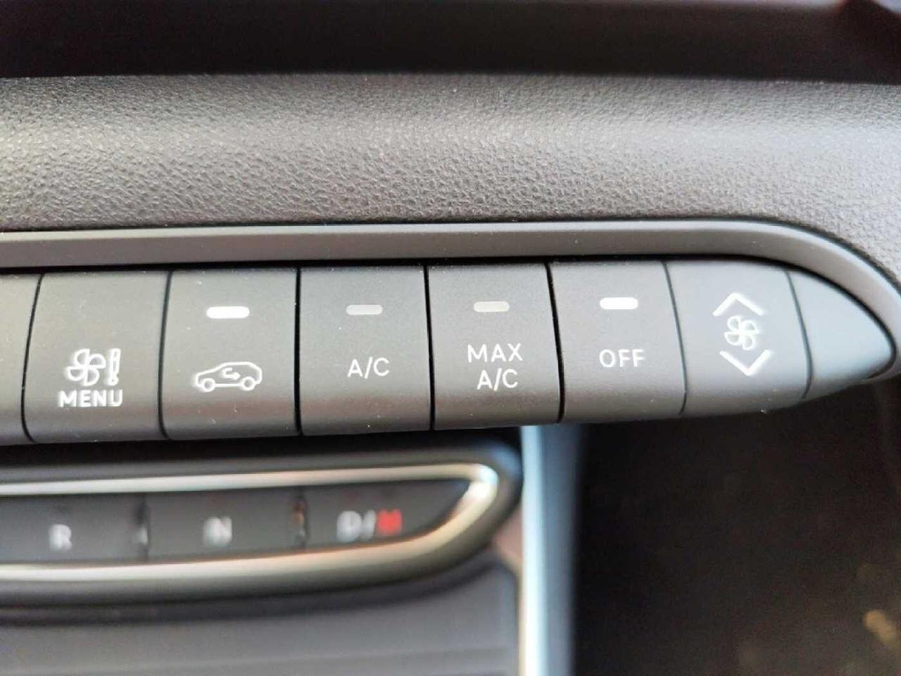 Jeep Jeep Avenger usata 12