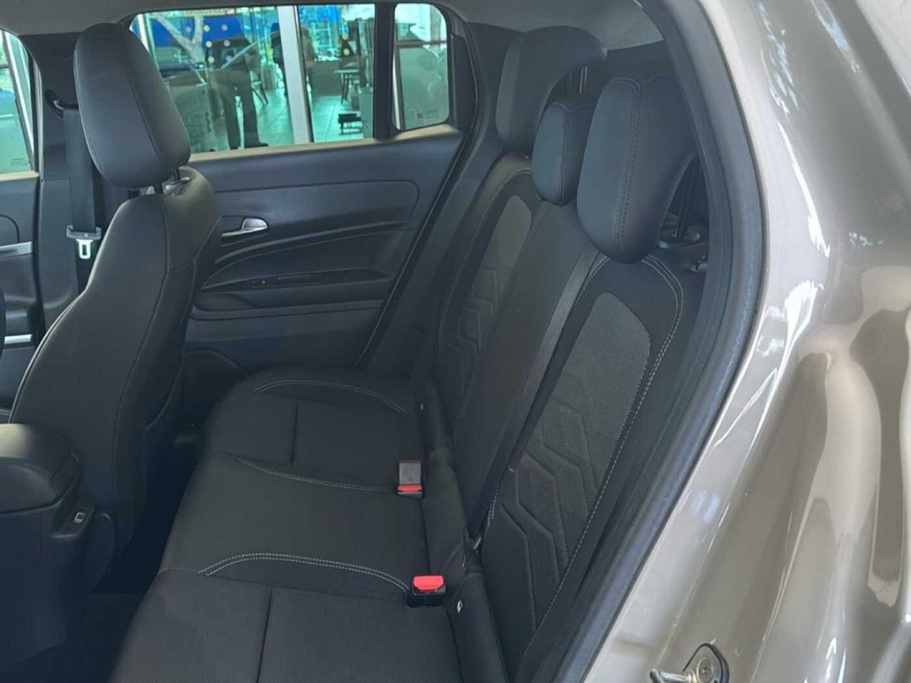 Jeep Jeep Avenger usata 4