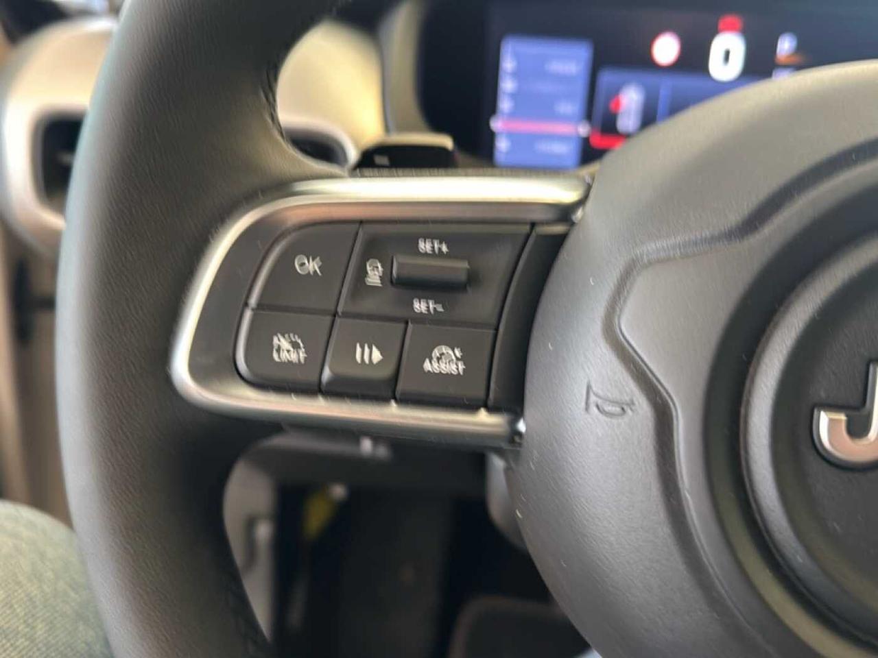 Jeep Jeep Avenger usata 12