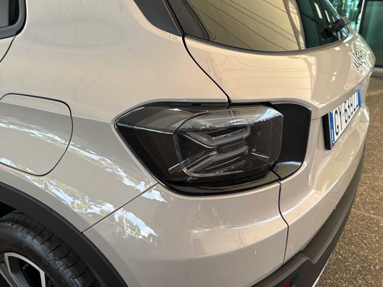 Jeep Jeep Avenger usata 21