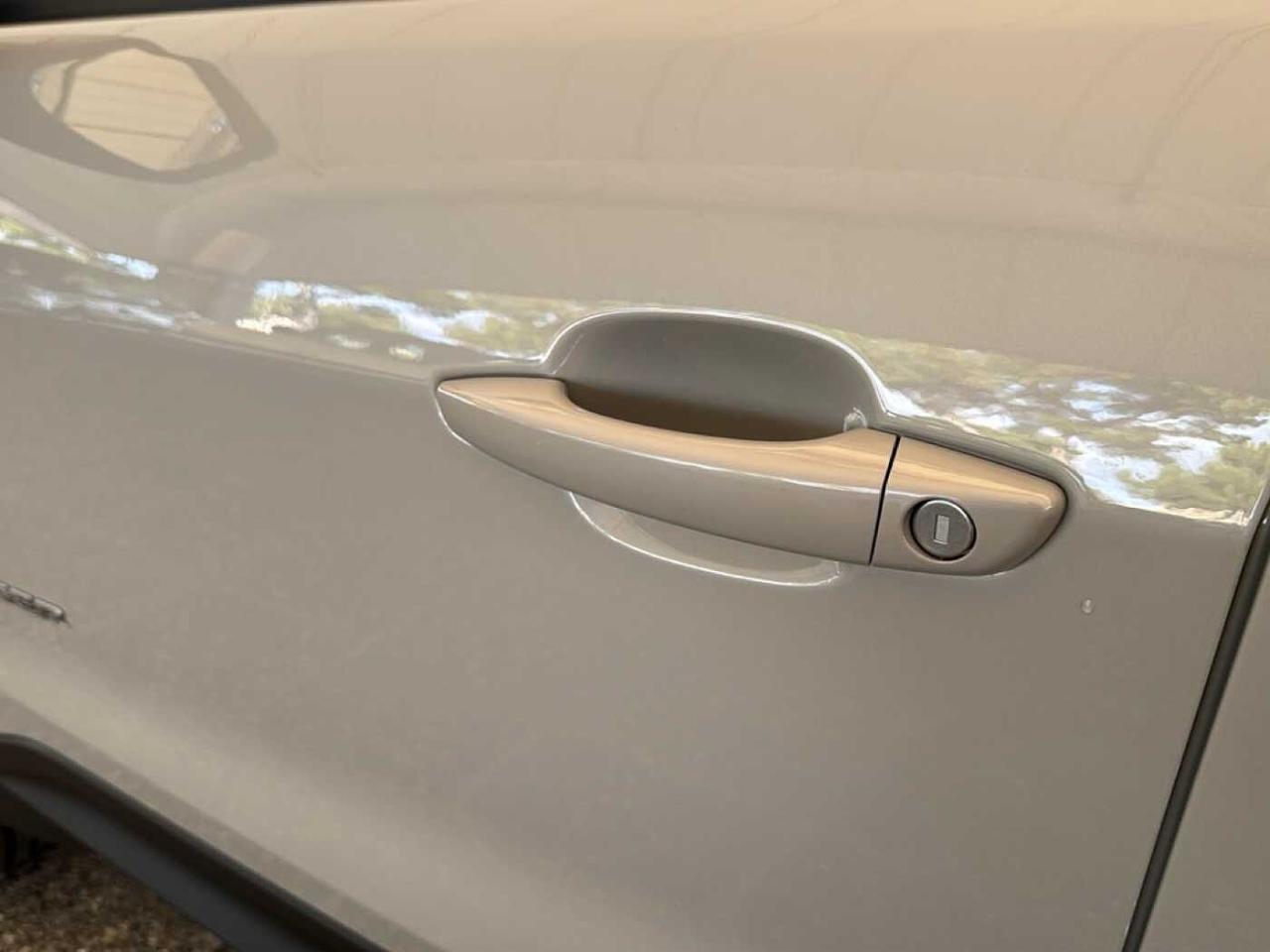 Jeep Jeep Avenger usata 22