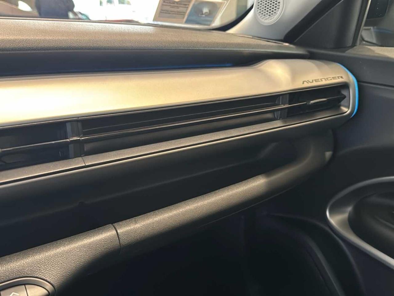 Jeep Jeep Avenger usata 10