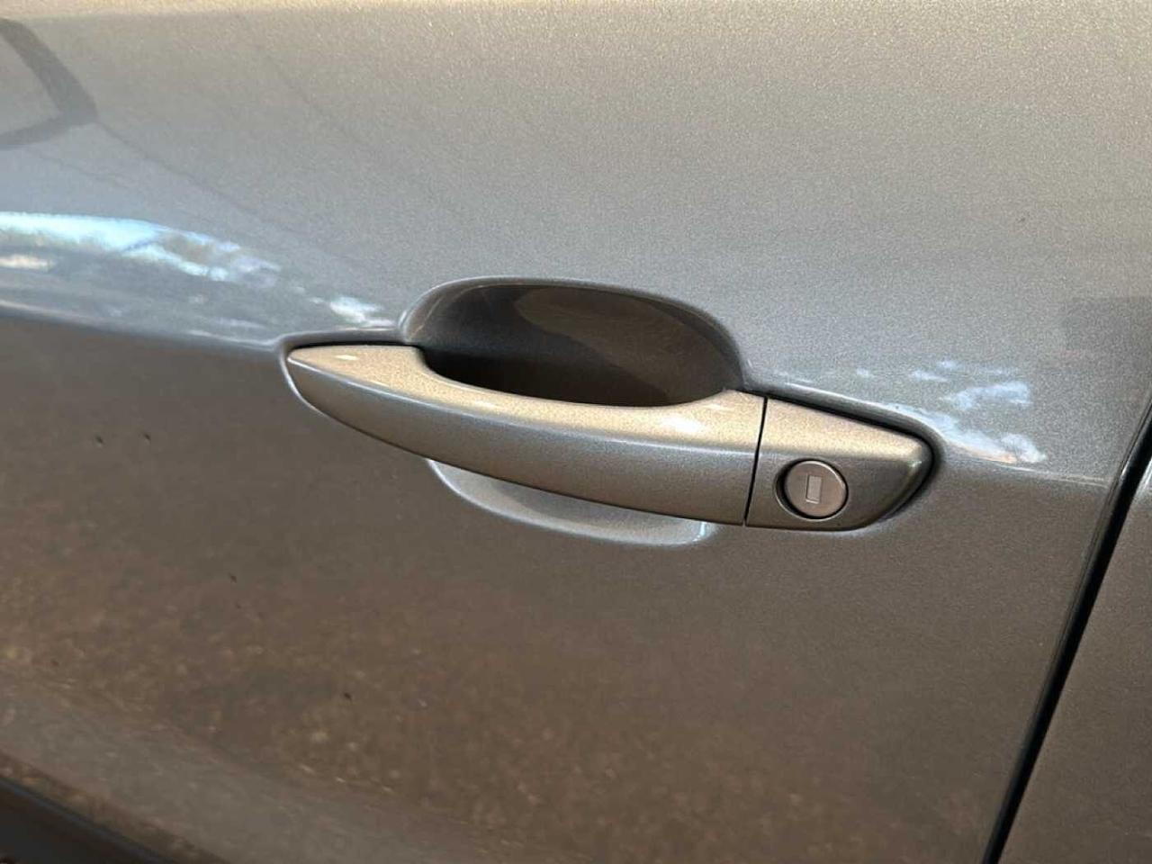 Jeep Jeep Avenger usata 22