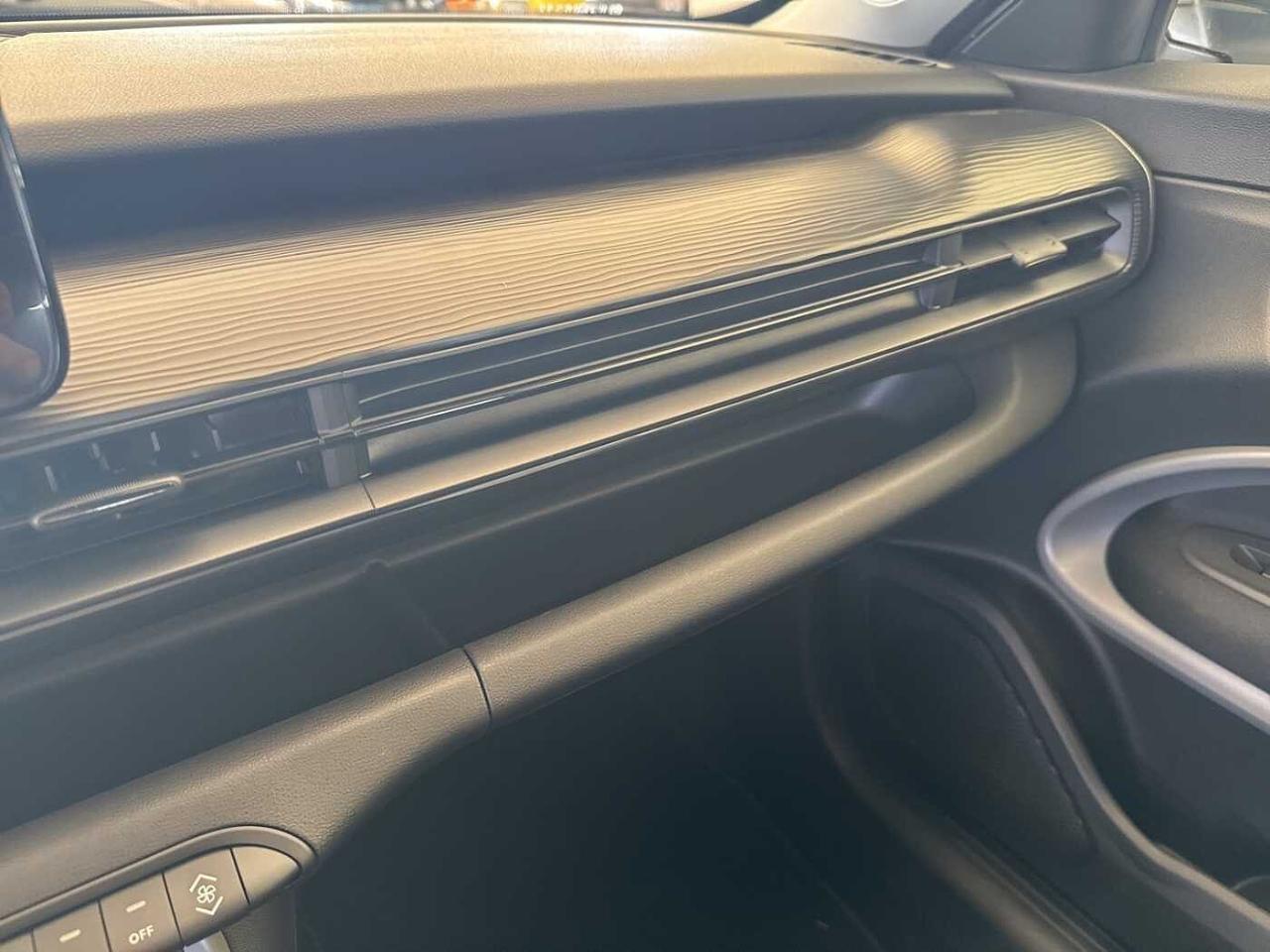 Jeep Jeep Avenger usata 10