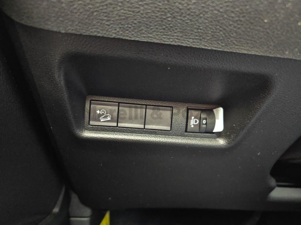 Jeep Jeep Avenger usata 9