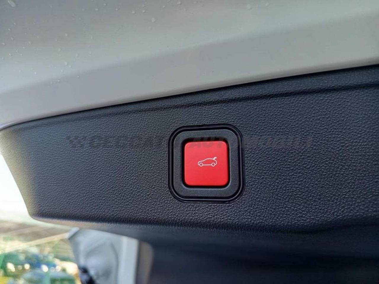 Jeep Jeep Avenger usata 17