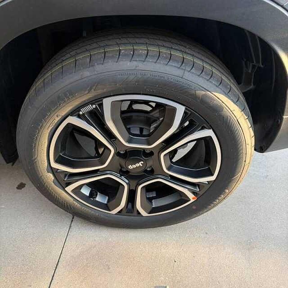 Jeep Jeep Avenger usata 7