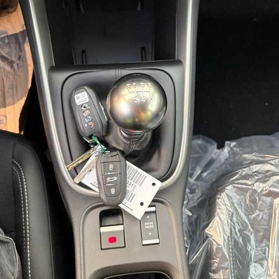 Jeep Jeep Avenger usata 9