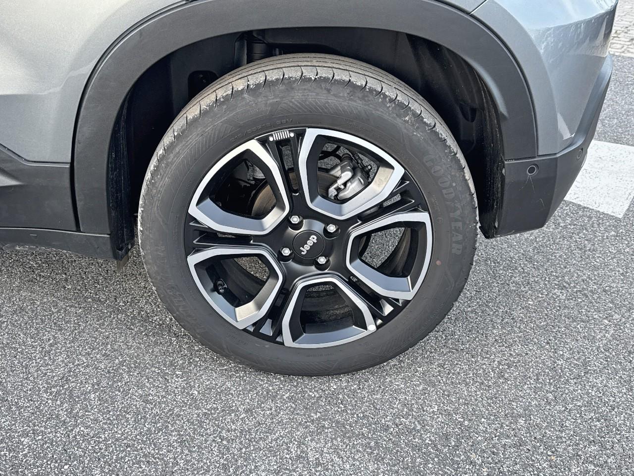 Jeep Jeep Avenger usata, con Isofix