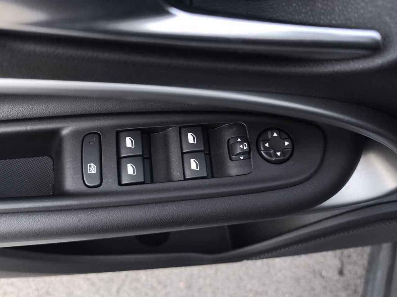 Jeep Jeep Avenger usata 5