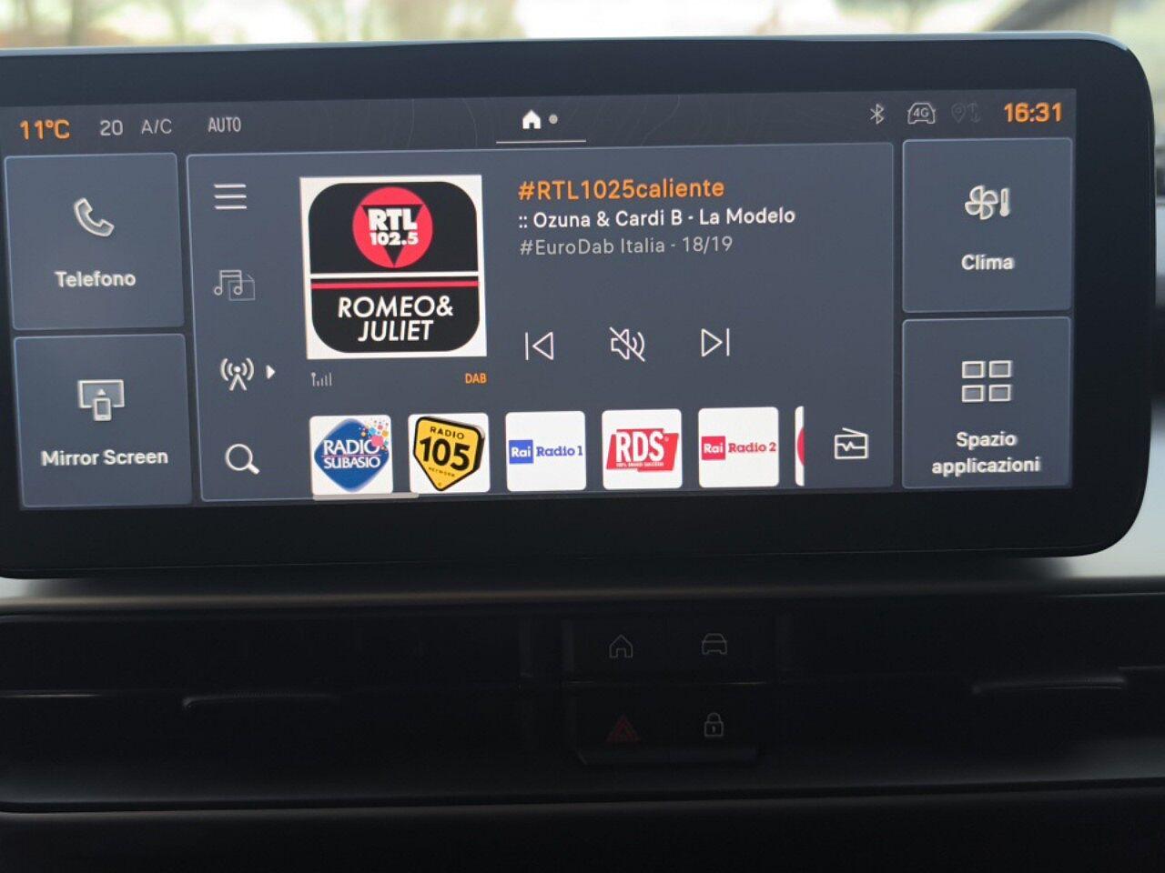 Jeep Jeep Avenger usata 8